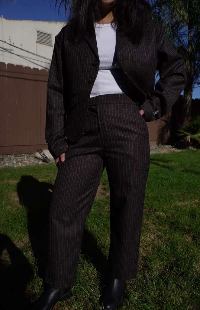 Women Cropped Jacket & Baggy Trouser